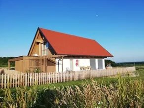 Ample apartment with terrace & garden - Image 3