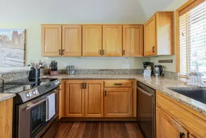7 Vine Maple 4 Bedroom Home - Image 4