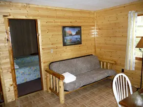 Rustic One-Bedroom Cottages with Free Boat Rentals near Saratoga Springs, New York - Image 2