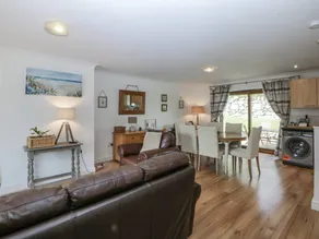 Family-friendly charming cottage with garden | Pets allowed - Image 5