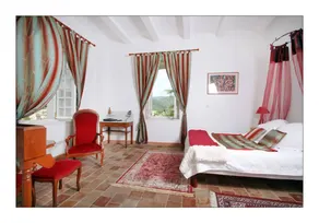Children-friendly nice studio with garden & heated pool | Mountain view | Pets allowed - Image 2