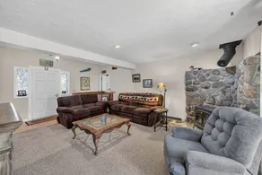 Charming Home Near Lake Winnipesaukee Beach Access - Image 5