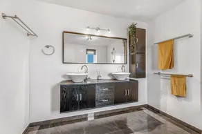 Espléndida casa vacacional con jacuzzi, barbacoa y jardín | Se admiten mascotas - Image 5
