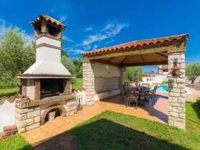 Apartamento con jardín, barbacoa y terraza | Acepta mascotas - Image 2
