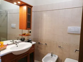 Beautiful holiday apartment with garden - Image 4