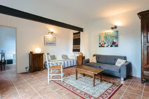 Ferienhaus mit Grill, Terrasse und Pool | Gartenblick - Image 4