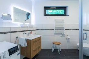 Ferienwohnung "Maulwurfsgarten" mit Terasse am Krakower See - Image 5