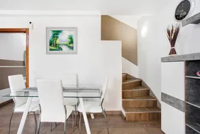 Tolles Apartment mit Terrasse, Pool und schnellem Internet | Ideal für Homeoffice - Image 5
