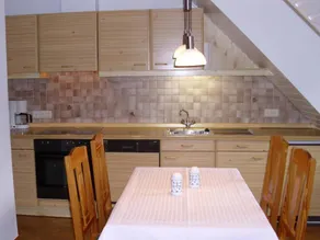 Appartamento con terrazza e giardino - Image 4