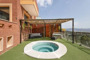 Villa mit Whirlpool, Pool und Garten | Meerblick - Image 2