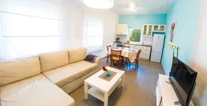 Flat with 2 rooms for 5 persons - Image 4