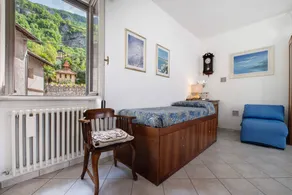 Apartment with garden & terrace | Mountain view - Image 2