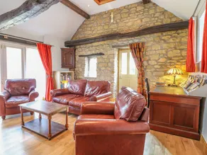Cottage with garden - Image 4