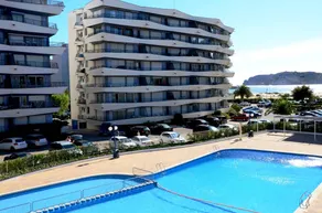 Appartement de vacances avec terrasse et piscine - Image 4