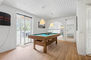 House with sauna, pool & barbeque - Image 3
