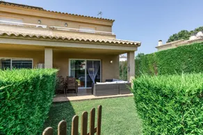 Maison entièrement équipée avec piscine, barbecue et jardin | Vue montagne | Avec animaux bienvenus - Image 2