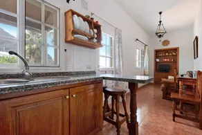Maison adaptée aux familles avec barbecue, jardin et terrasse | Vue mer | Idéale pour le télétravail - Image 2