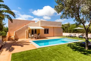 Fully equipped lovely villa with garden, terrace & private pool | Sea view - Image 2