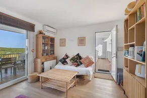 Apartment with terrace, garden & pool - Image 5