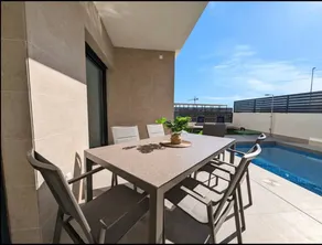Fully equipped lovely holiday home with private pool & terrace - Image 2