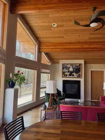 Holiday home with terrace & garden - Image 4