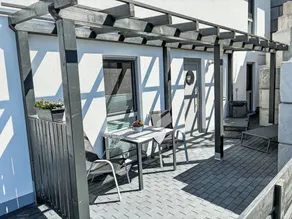 Fully equipped apartment with terrace, garden & barbecue - Image 5
