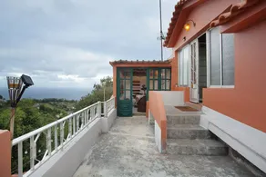 Chalet avec terrasse et jardin | Vue jardin - Image 2