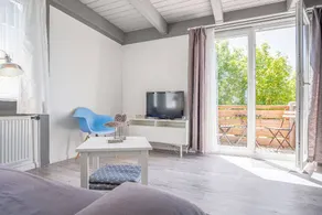 Apartment with barbecue & garden - Image 3