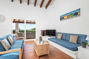 Villa with terrace, private pool & barbeque | Sea view - Image 5
