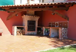 House with garden, barbeque & terrace | Mountain view - Image 2