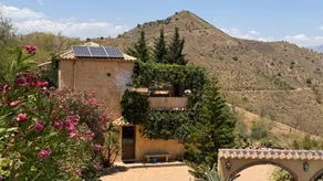 Holiday Home 'Casa Montes' with Lake View, Wi-Fi and Air Conditioning - Image 5
