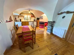 Rez-de-chaussée, vue montagne, télévision, casier à ski, 50m², Saint Martin de Belleville - Image 5