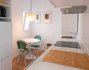 Appartement avec internet haut débit | Vue ville - Image 3