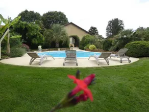 Gite with BBQ, garden & pool - Image 2