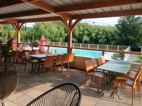 Family-friendly chalet with heated pool | Garden view | Pet-friendly - Image 3