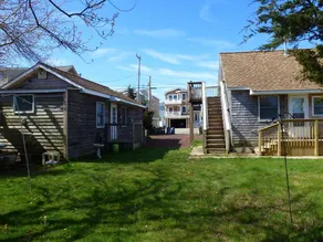 Flat with garden & BBQ - Image 5