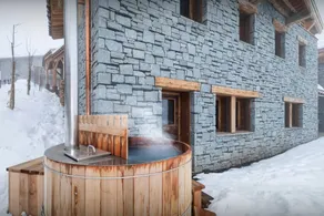 Ski in ski out chalet for 13 with spa facilities and gym - OVO Network - Image 4