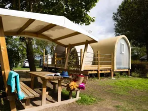 Bungalow with heated pool, BBQ & terrace | Pets allowed - Image 3