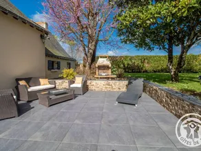 Fully equipped cottage with garden & barbecue - Image 3