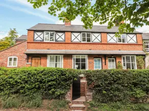 Cottage with terrace - Image 4