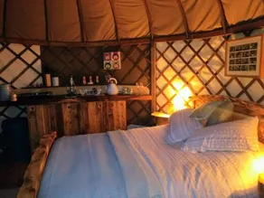 Cabin with barbeque & hot tub | Beach view | Next to the beach - Image 2