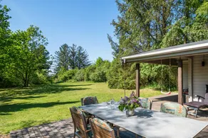 House with BBQ, terrace & garden - Image 4