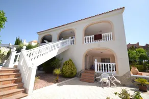Villa „Casa Papa“ mit privatem Pool, Terrasse und WLAN - Image 3