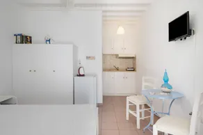 Nice studio with garden, terrace & pool | Garden view | Beach nearby - Image 5