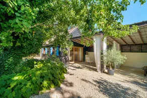 Beautiful holiday home with pool, garden & terrace | Garden view - Image 2