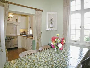 Children-friendly cottage with terrace, barbeque & garden | River view - Image 3