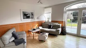 Agréable appartement de vacances entièrement équipé avec terrasse, barbecue et jardin | Avec animaux autorisés - Image 2