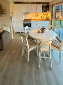 Family-oriented house with BBQ, garden & terrace | Sea view - Image 5