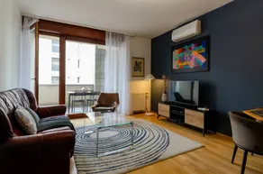 Apartment mit Terrasse und Garten - Image 3
