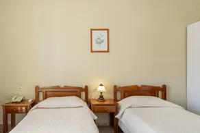 B&B with terrace, pool & garden | Mountain view - Image 4